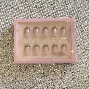 Glamnetic Press-On Nails Starlight Short Round